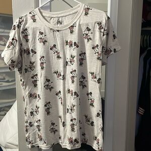 Women’s Disney shirt